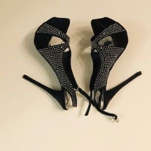 3/30 Black Satin Slingback Heels (8.5-10)